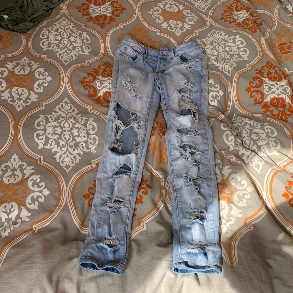 These are in decent condition I’ve only worn them a handful of times.